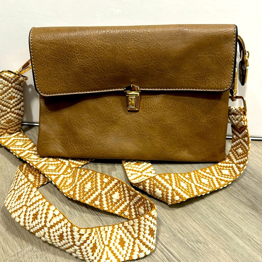 Cross bag ISABELLE HANDBAGS
Cambria Large Crossbody
